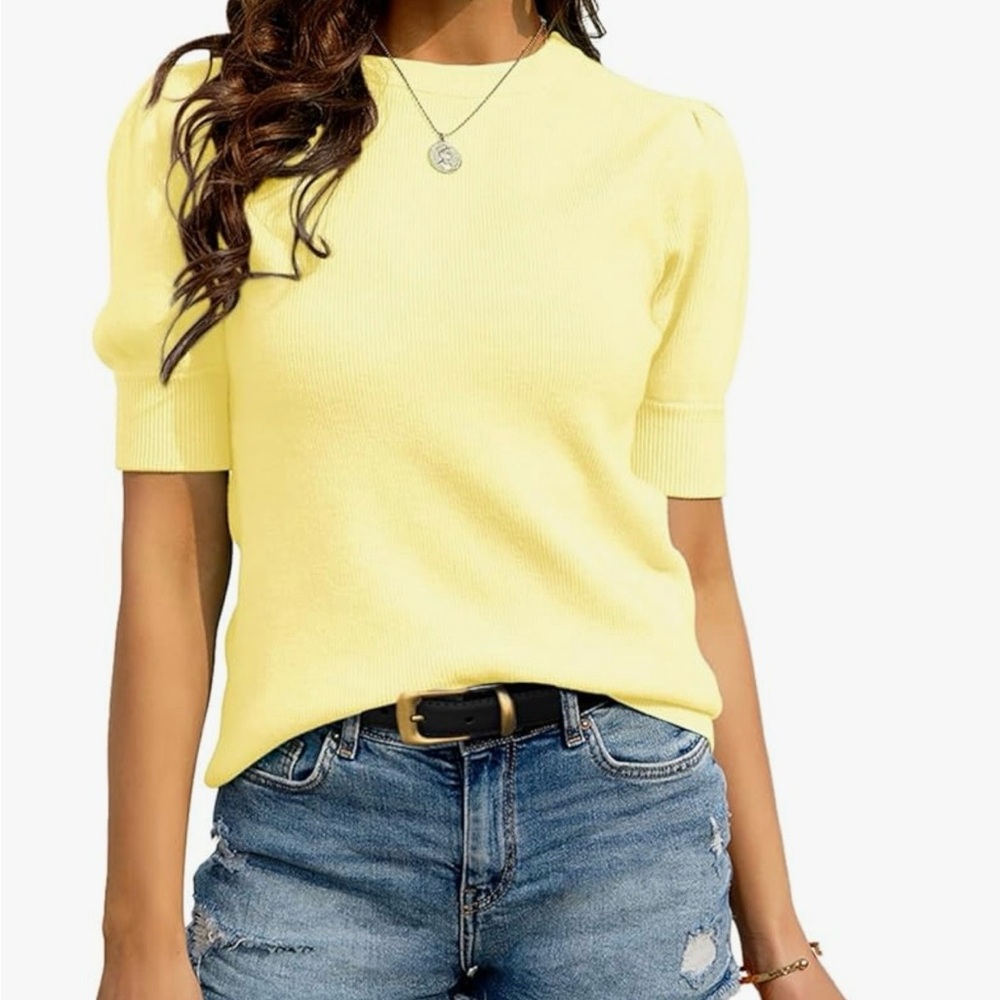 Comfy Yellow Crew Neck Sweater